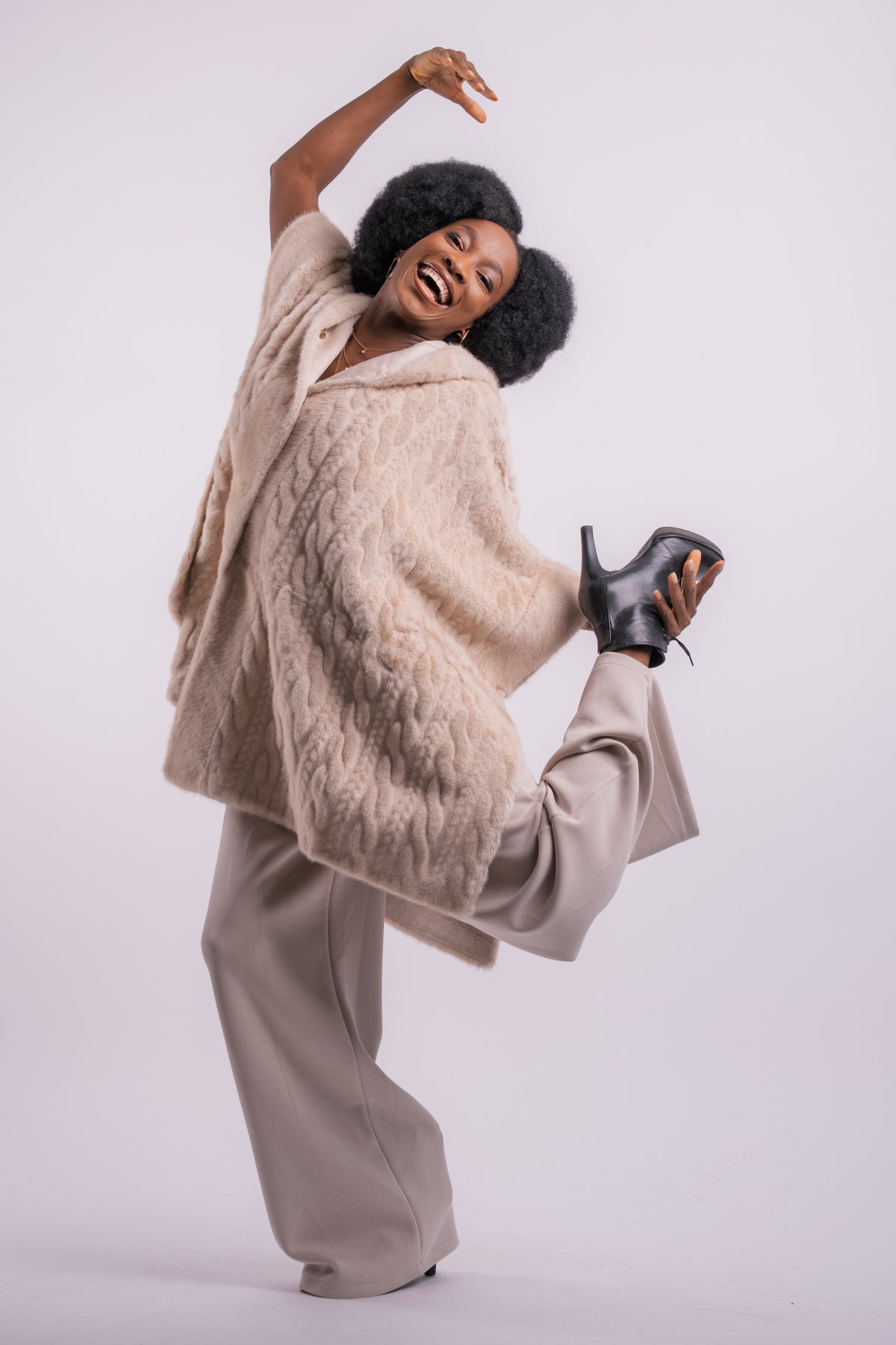 PERDITA 25 Poncho