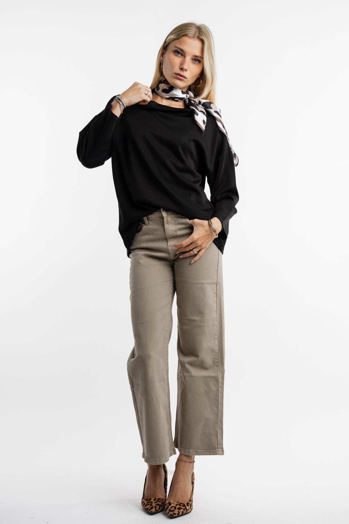 ELLEN 53 Sweater