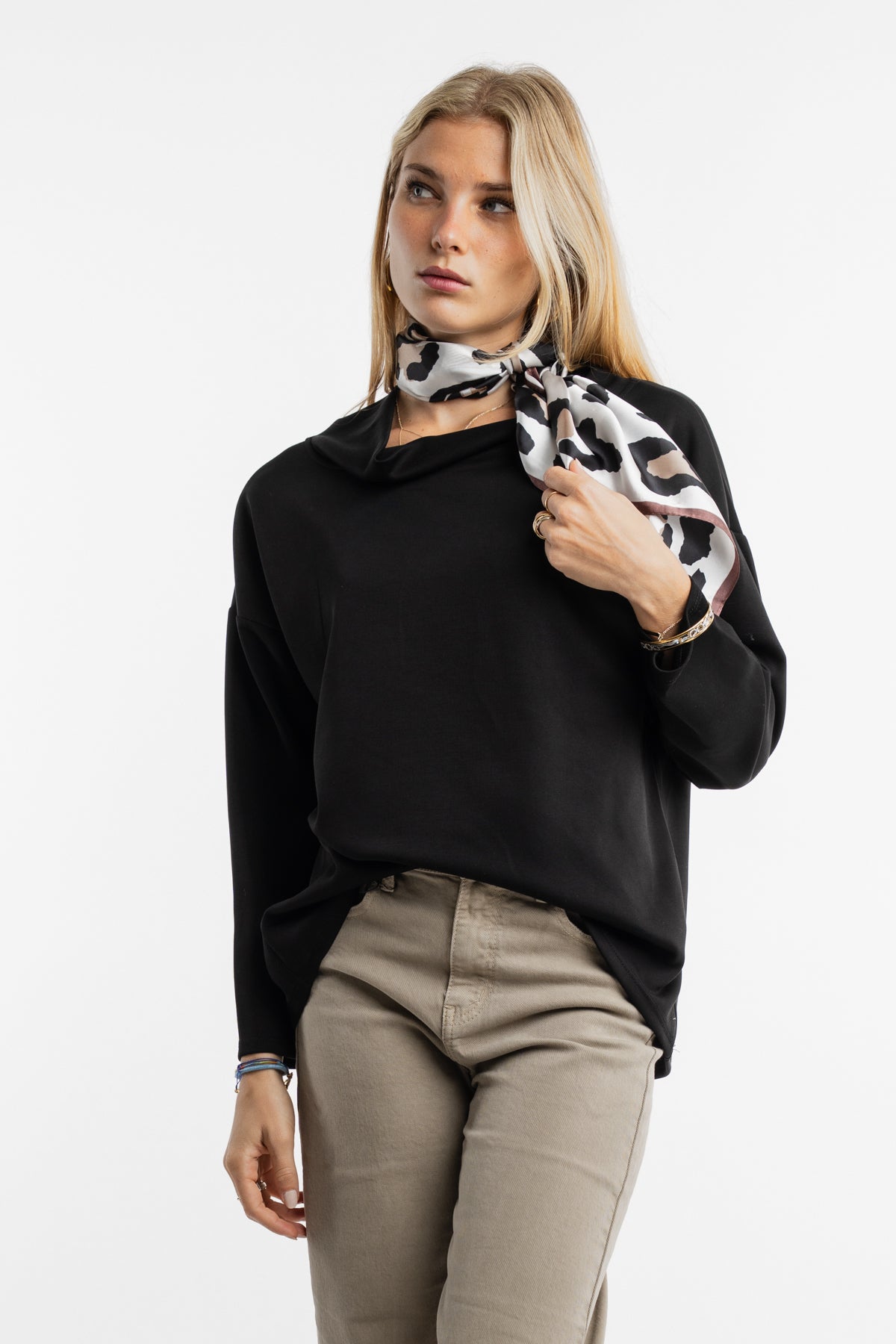 ELLEN 53 Sweater