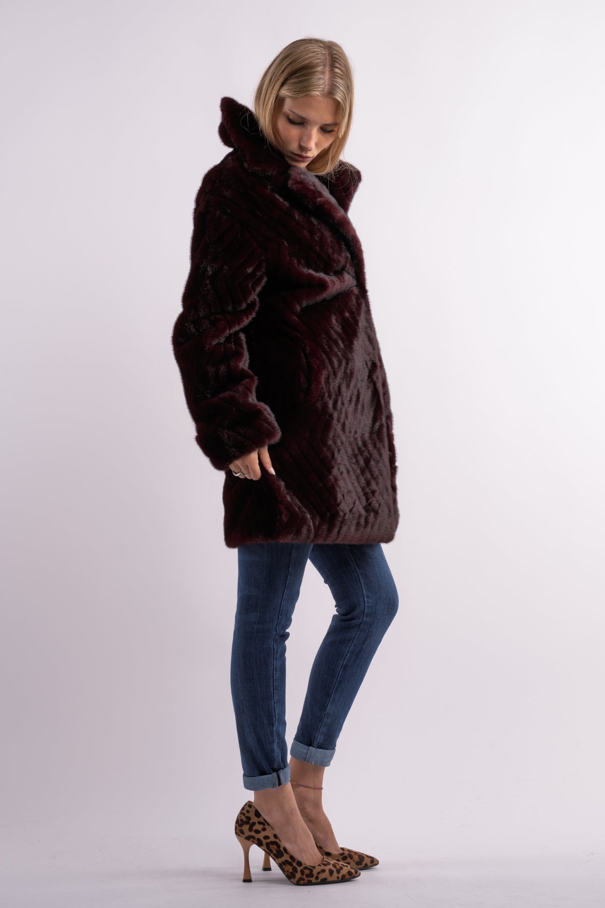REKA 25 Mantel